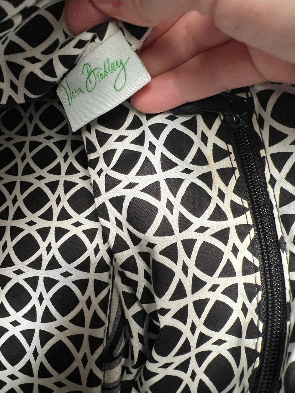 NWT Vera Bradley Gabby Tote in Retired Night and Day Pattern